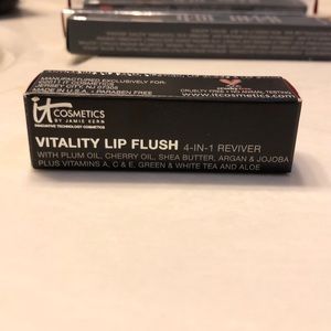 It Cosmetics Lip Flush
